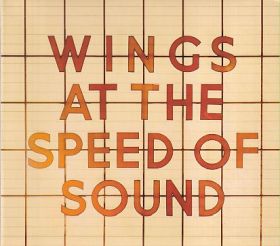 WINGS / WINGS AT THE SPEED OF SOUND の商品詳細へ