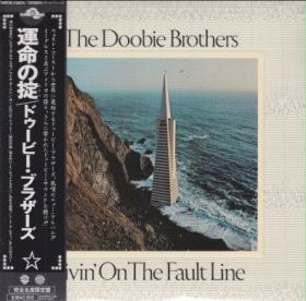 DOOBIE BROTHERS / LIVIN ON THE FAULT LINE ξʾܺ٤