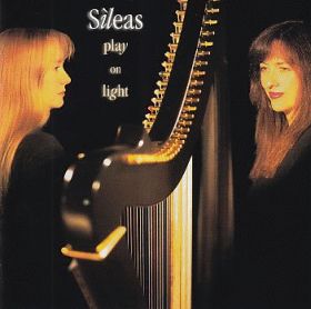 SILEAS / PLAY ON LIGHT ξʾܺ٤